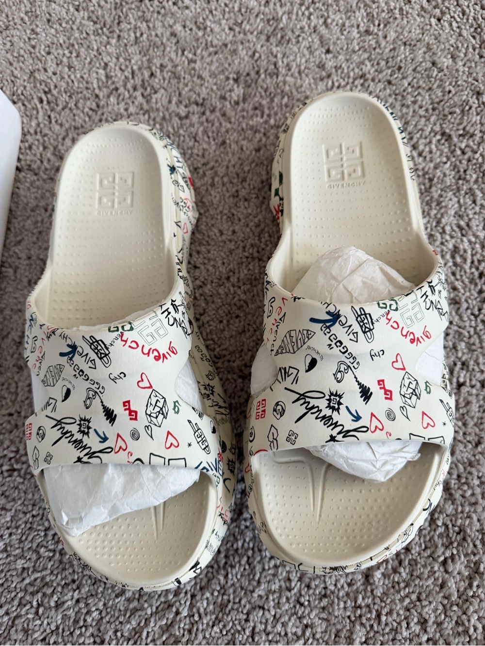 MARSHMALLOW MULTICOLORED SLIDES